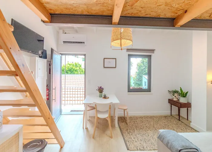 Viva Fontainhas * פורטו